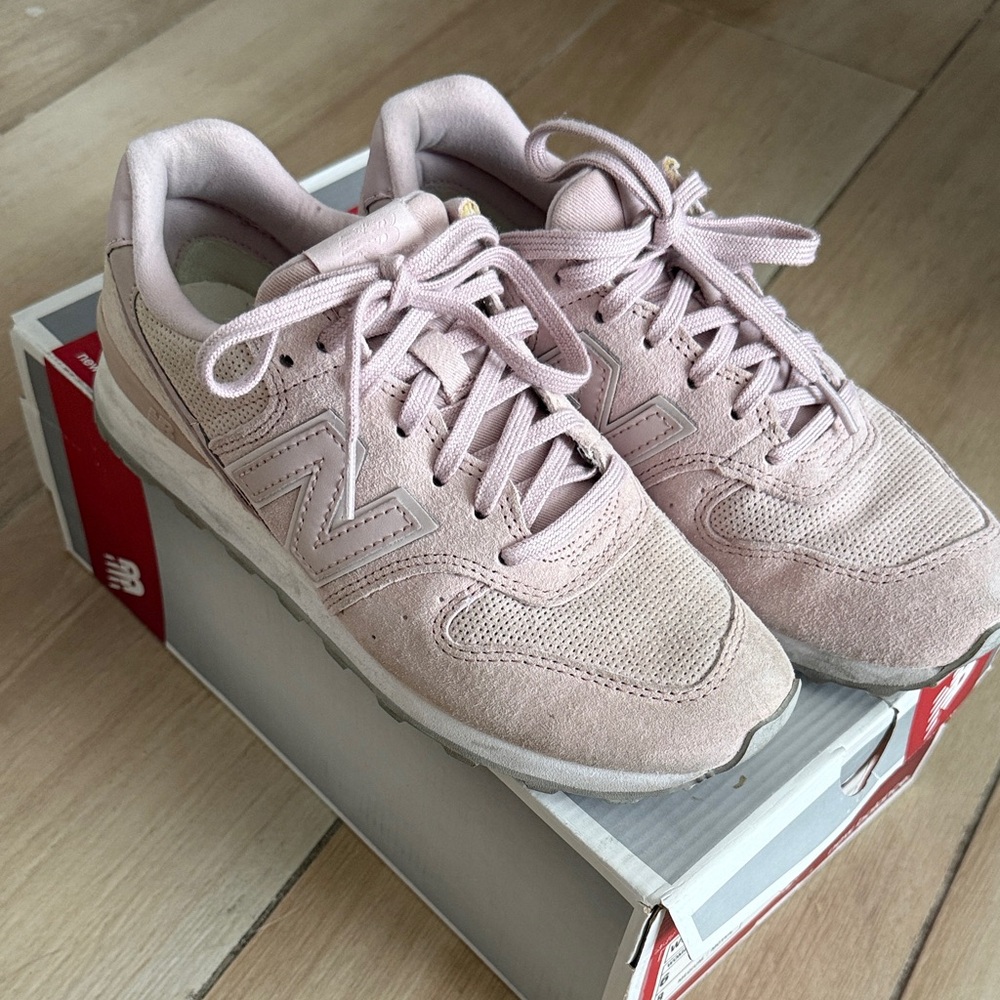 New Balance Women's Pink Blush Sneakers